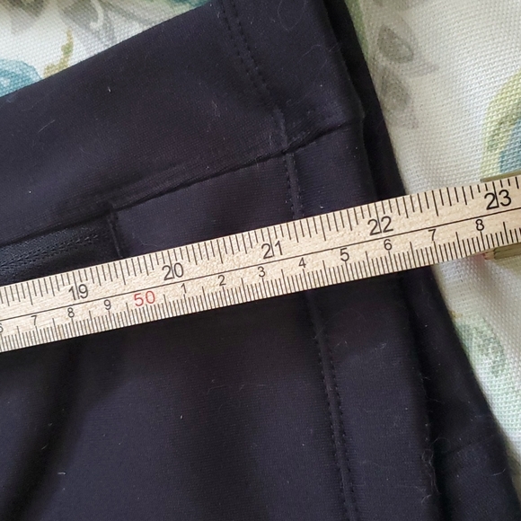 •the north face jacket - Picture 3 of 9